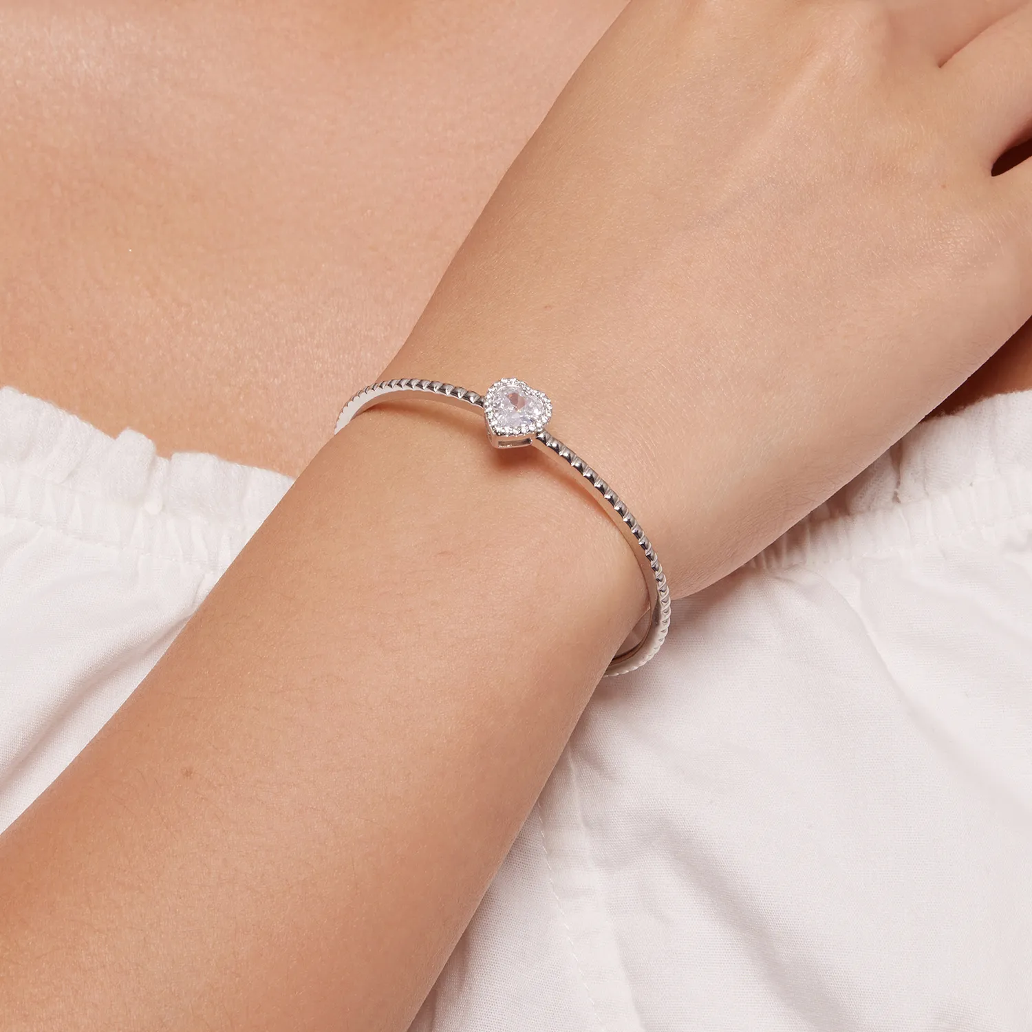 Pandora Style Heart-Shaped Open Bangle - BSB131