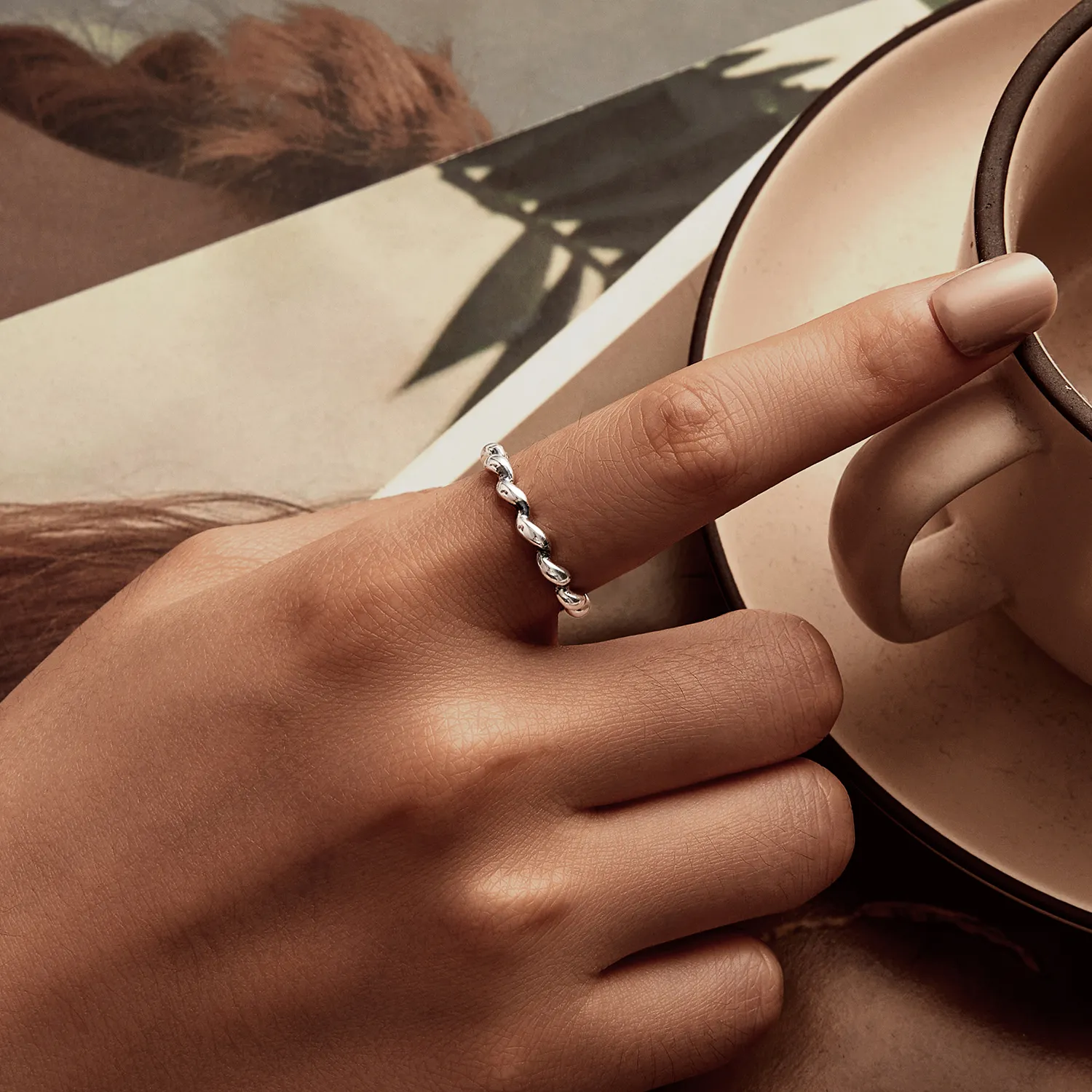 PANDORA Style Twisted metallic ring - SCR1047
