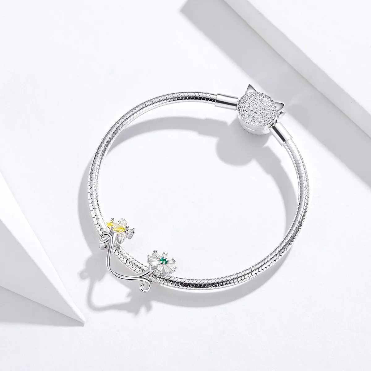 Pandora Style Silver Daisy and Bee Charm - SCC1220