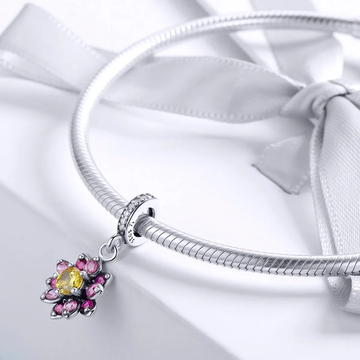 Pandora Style Silver Flower Colors Dangle - SCC1009