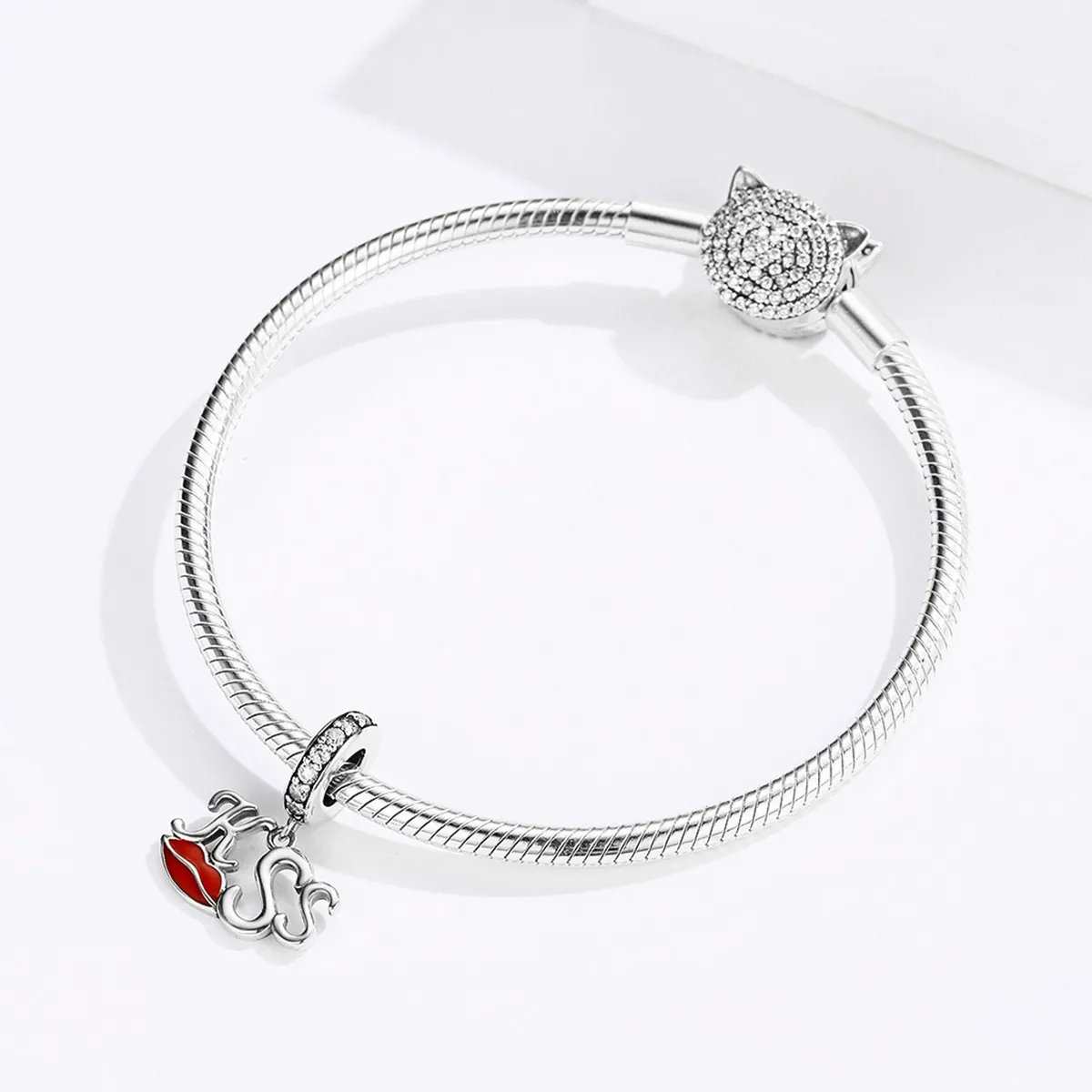 Pandora Style Silver Kiss & Lips Dangle - SCC1237