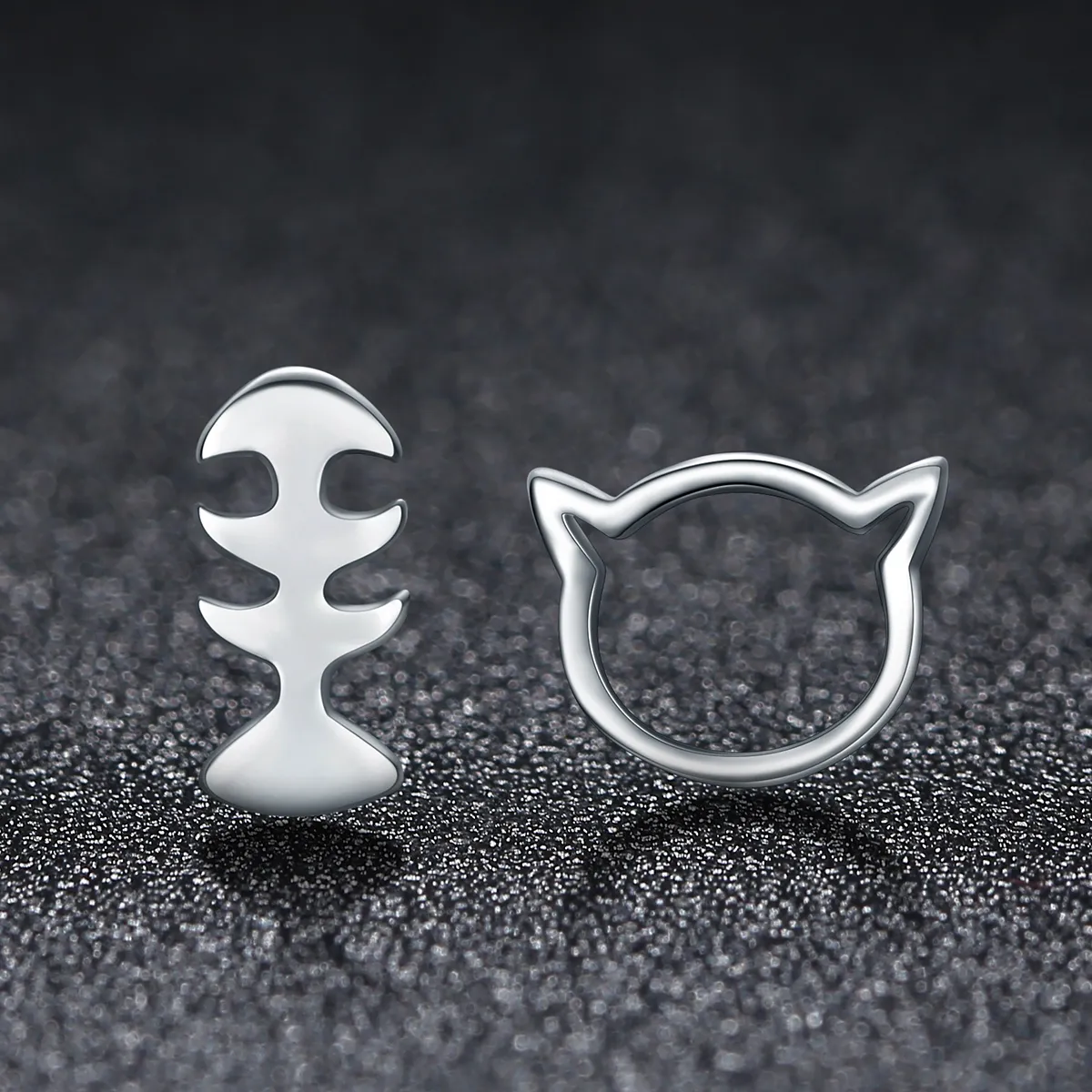 Pandora Style Silver Cat Love Stud Earrings - SCE128