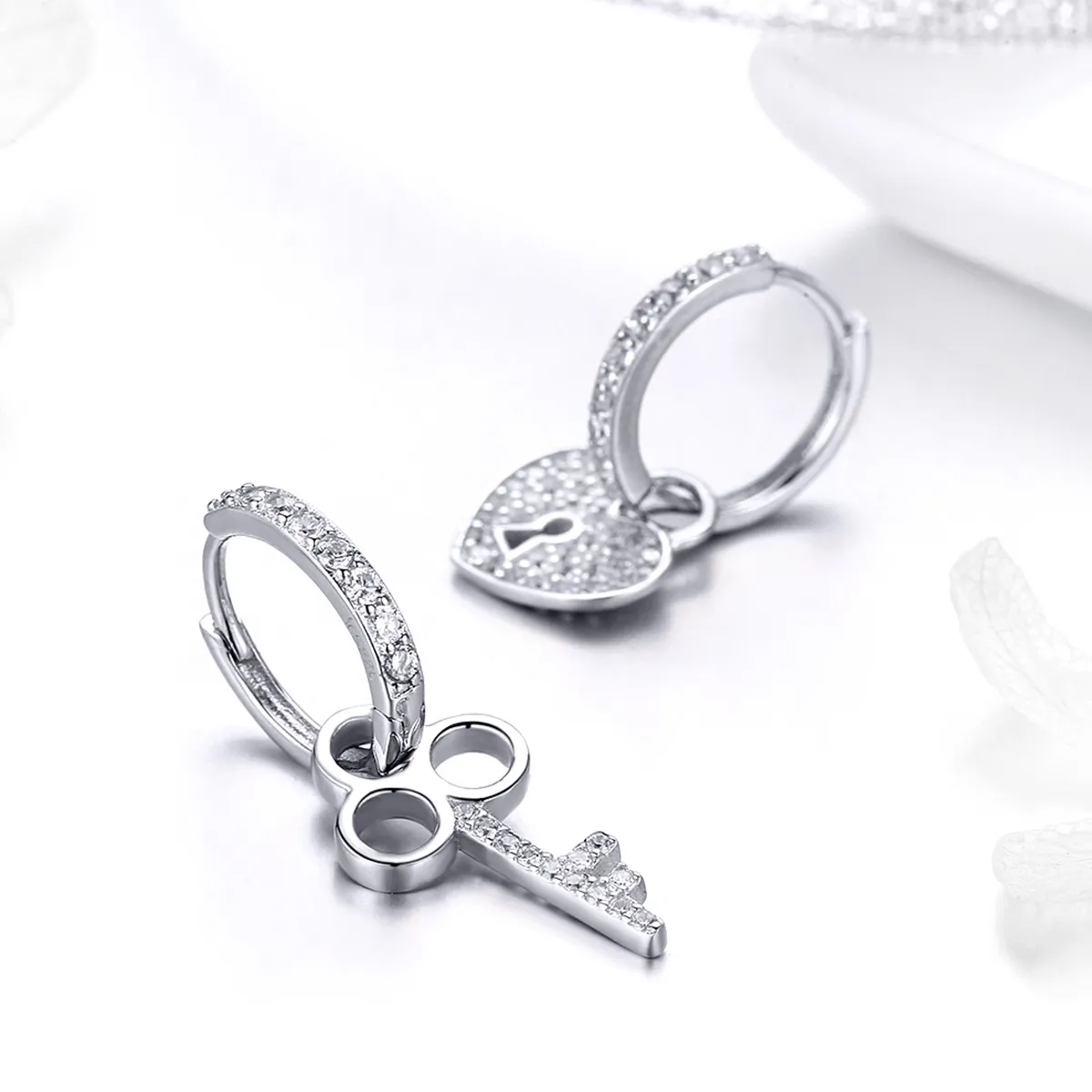 Pandora Style Silver Key and Lock Hoop Earrings - SCE577