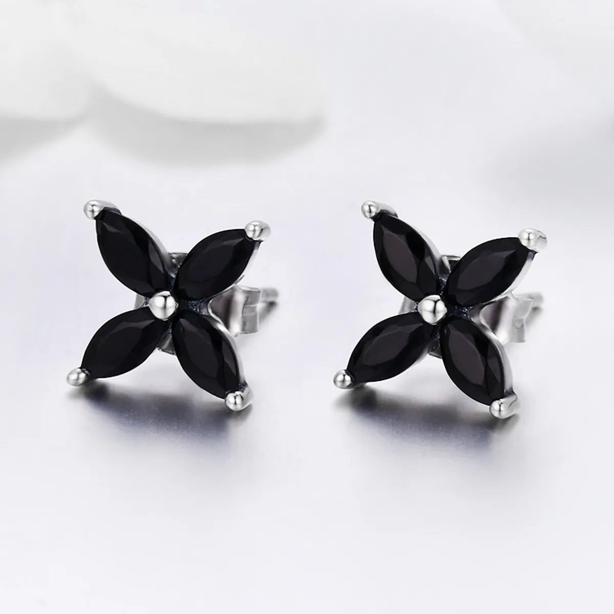 Pandora Style Silver Modern Fashionable Flower Stud Earrings - SCE362