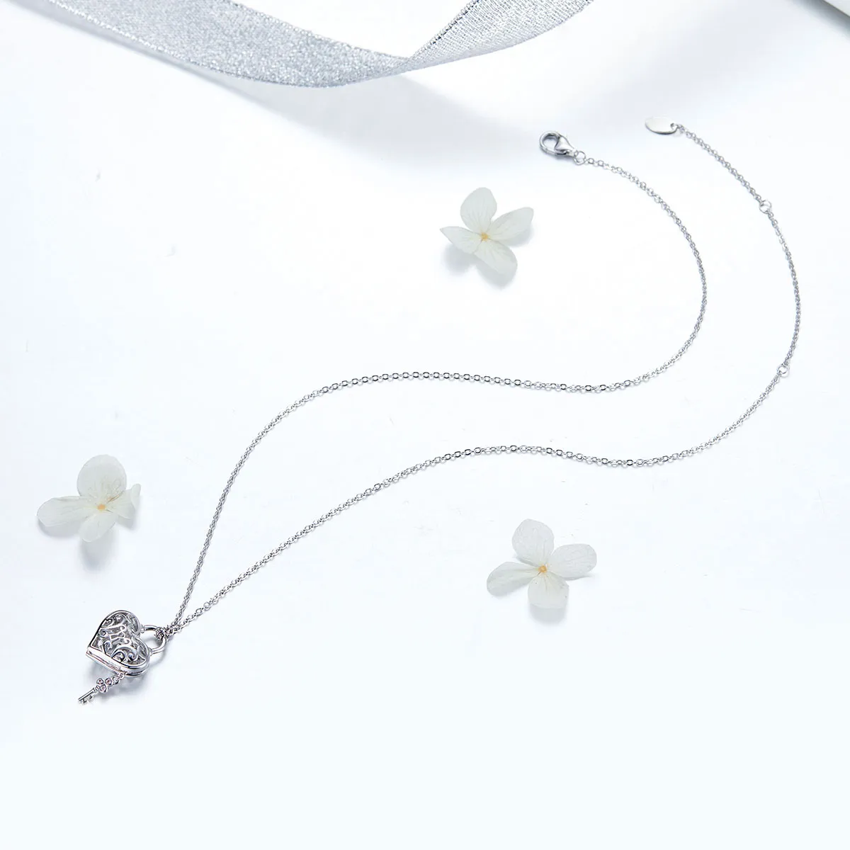 Pandora Style Silver Heartlock Necklace - SCN321