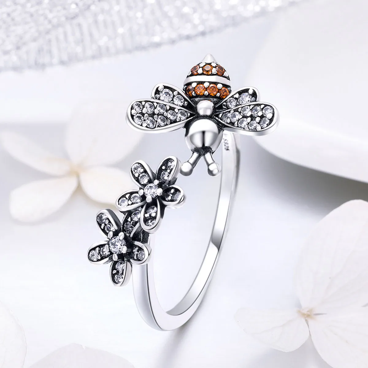 Pandora Style Silver Story of The Bee Ring - SCR422